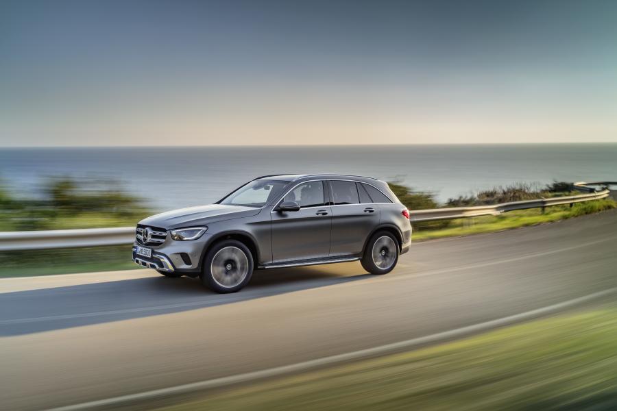  Mercedes-Benz GLC300 4Matic (X253) 2019 года  (WW) (фото 3 из 41)